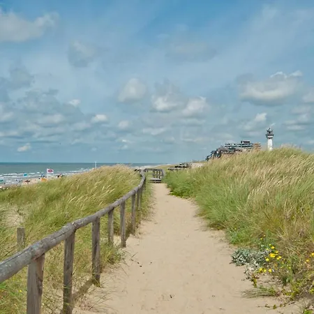 Hotelhuisje #f Semesterbostad Warmenhuizen