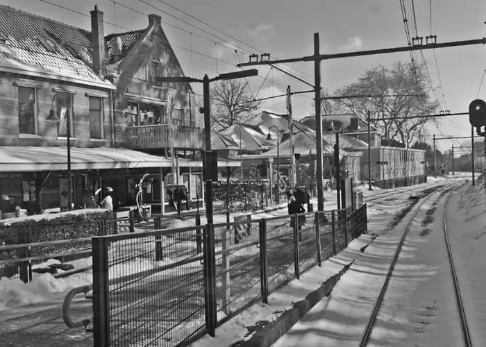 Hotelhuisje #f Hébergement de vacances *