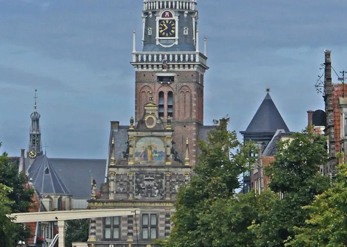 Hotelhuisje #f * Warmenhuizen