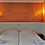 Hotelhuisje #f Hébergement de vacances