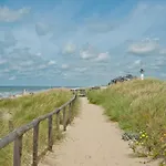 Hotelhuisje #f Hébergement de vacances Warmenhuizen