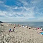Hotelhuisje #f Hébergement de vacances Warmenhuizen